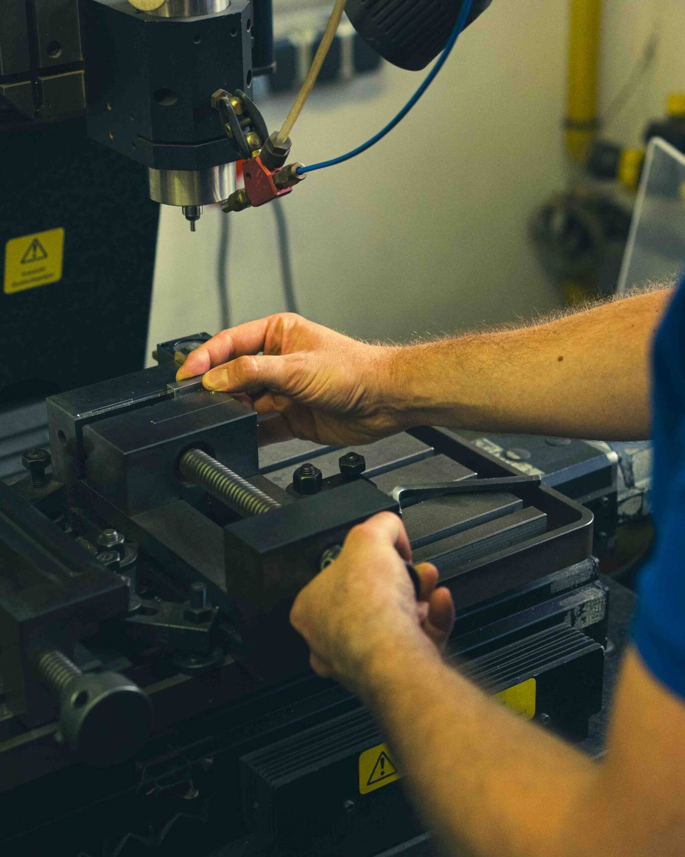 Hopbach Gravier- und Signiertechnik &ndash; Spezialist f&uuml;r Gravuren, Stempel, Pr&auml;gewerkzeuge und individuelle Kennzeichnungstechnik aus Solingen.