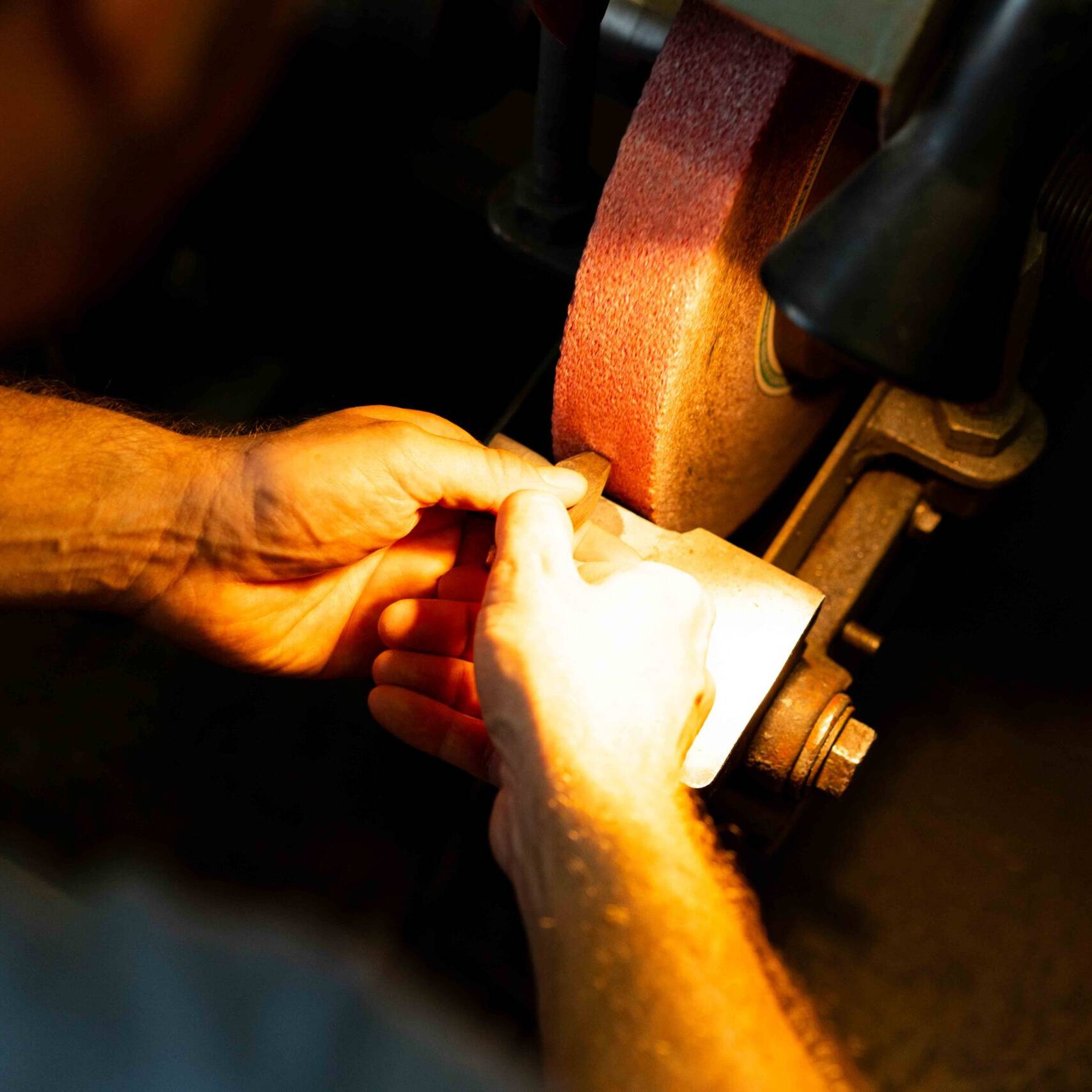 Hopbach Gravier- und Signiertechnik &ndash; Spezialist f&uuml;r Gravuren, Stempel, Pr&auml;gewerkzeuge und individuelle Kennzeichnungstechnik aus Solingen.