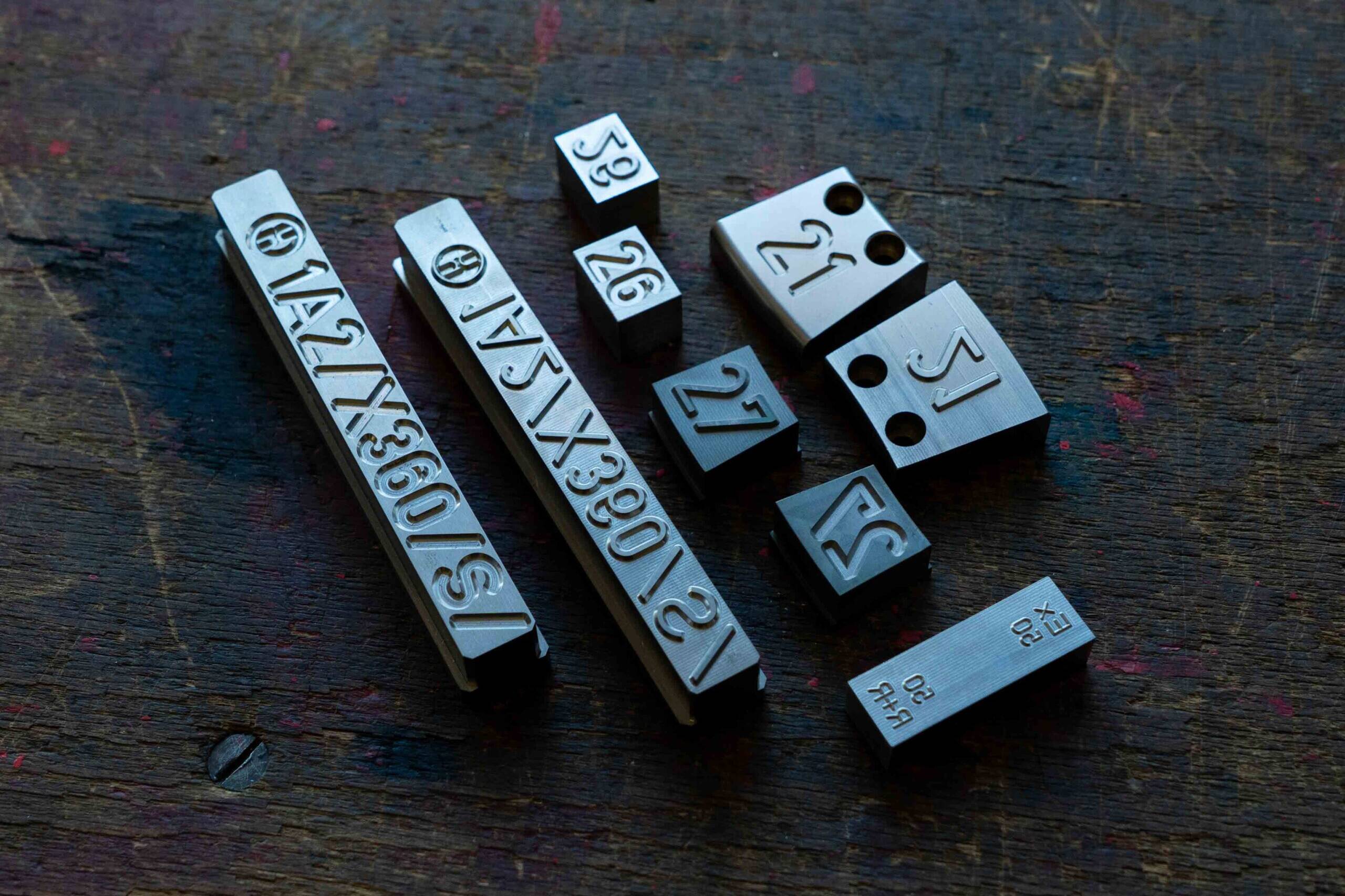 Hopbach Gravier- und Signiertechnik – Spezialist für Gravuren, Stempel, Prägewerkzeuge und individuelle Kennzeichnungstechnik aus Solingen.