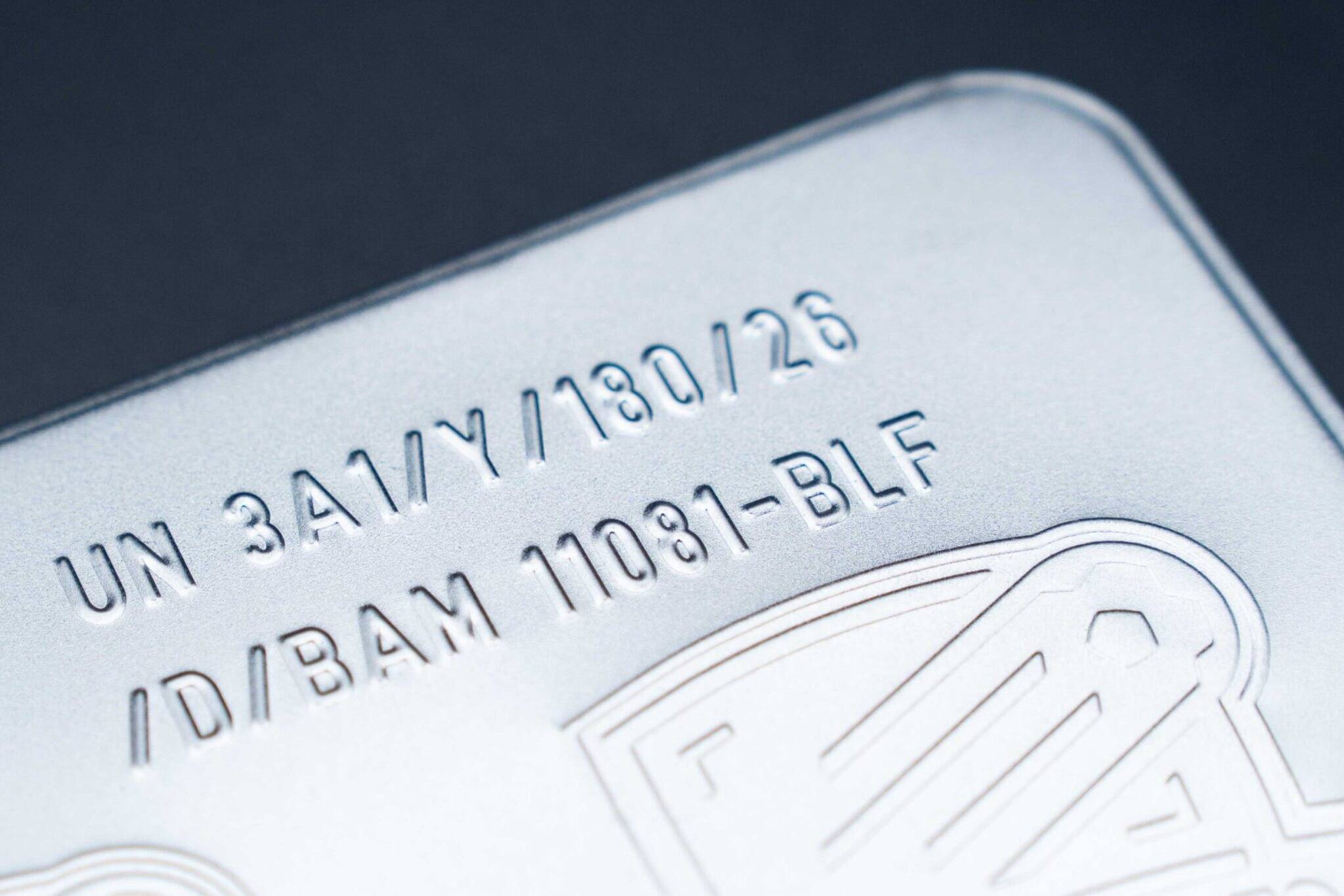 Hopbach Gravier- und Signiertechnik – Spezialist für Gravuren, Stempel, Prägewerkzeuge und individuelle Kennzeichnungstechnik aus Solingen.