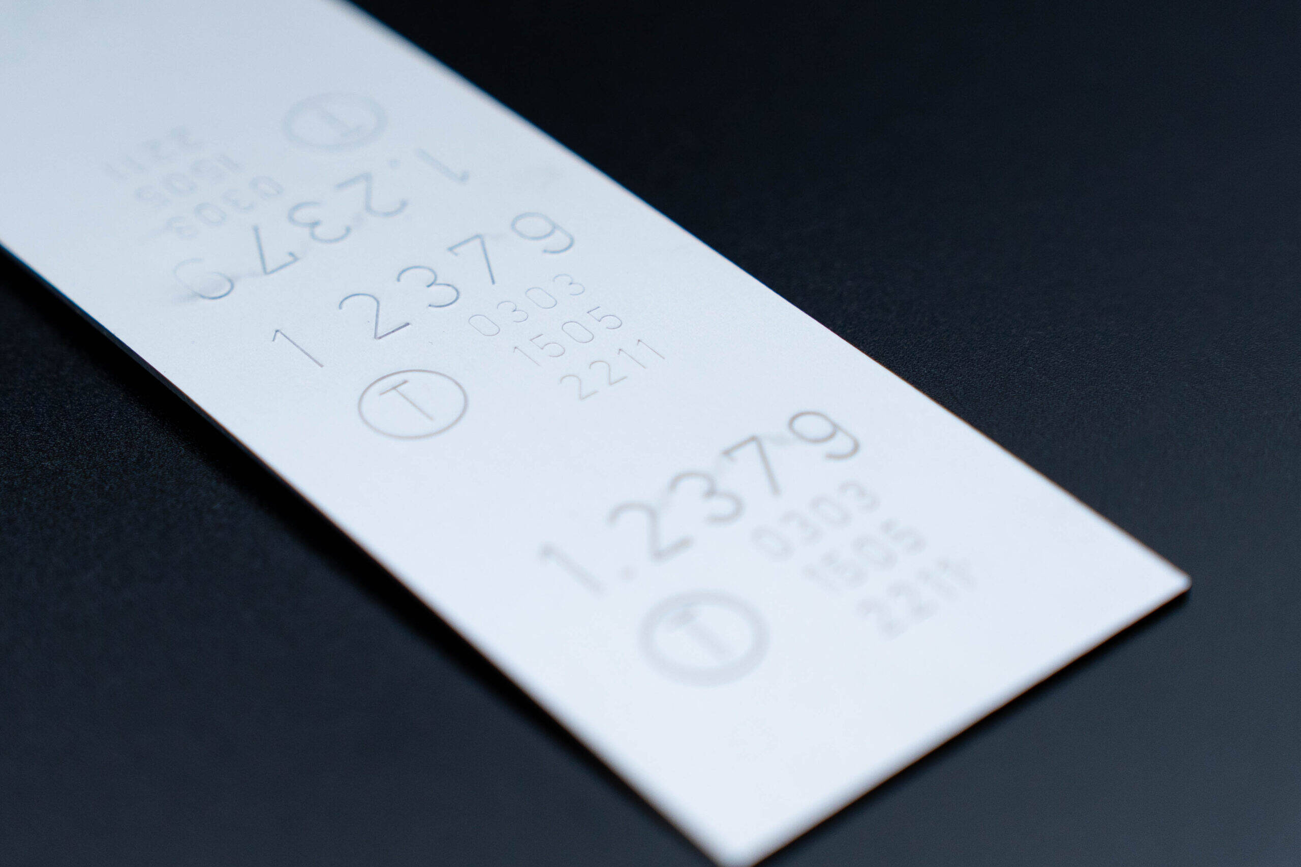 Hopbach Gravier- und Signiertechnik – Spezialist für Gravuren, Stempel, Prägewerkzeuge und individuelle Kennzeichnungstechnik aus Solingen.